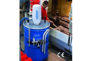 110加侖碎片吸塵器可對於大量工作範圍操作110 Gallon Chip Vac Available For Big Jobs